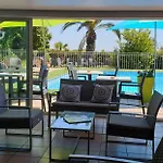 Althea - Piscine Et Sauna 2* Béziers