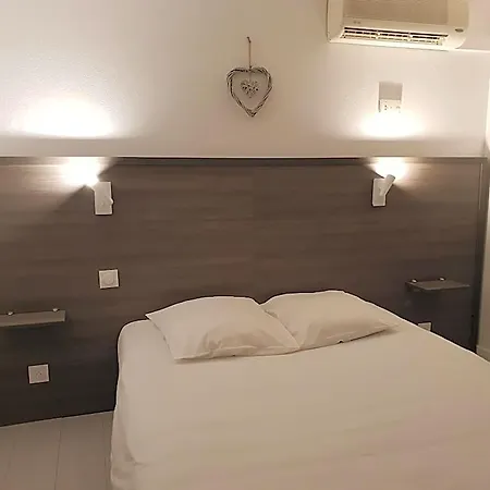 Althea - Piscine Et Sauna 2* Béziers