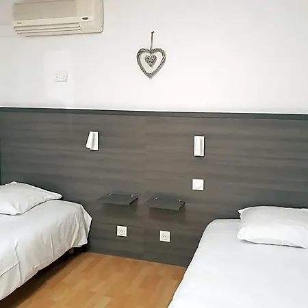 Hotell Althea - Piscine Et Sauna Béziers