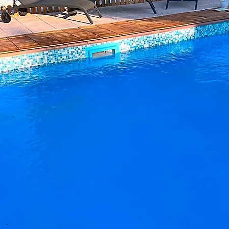 Althea - Piscine Et Sauna 2* Béziers