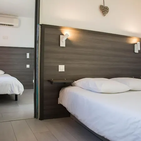 Althea - Piscine Et Sauna 2* Béziers