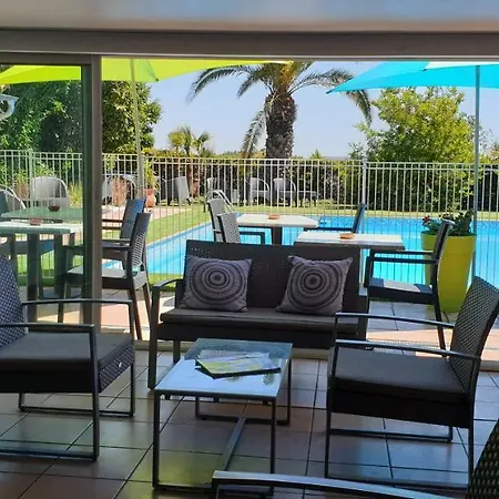 Althea - Piscine Et Sauna 2* Béziers