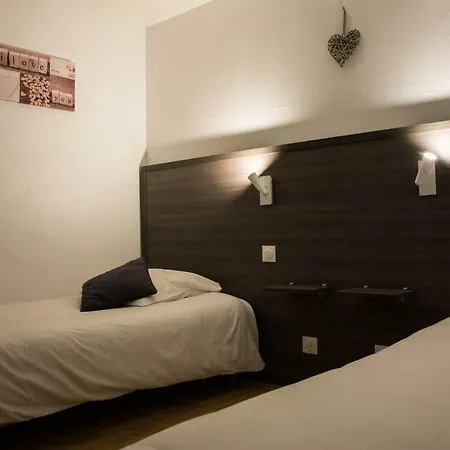 酒店 Althea - Piscine Et Sauna 2*